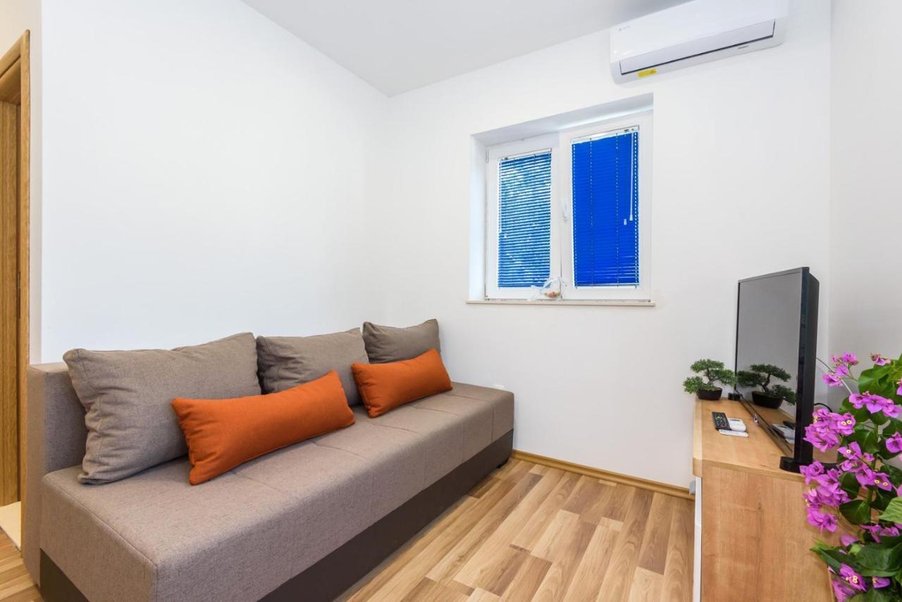Apartment Dego Near Ploce, Riverfront, Parking Rogotin Exterior photo