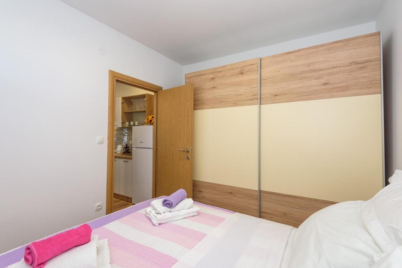 Apartment Dego Near Ploce, Riverfront, Parking Rogotin Exterior photo